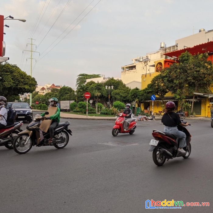 Bán nhà 2 mt - thành công - tân phú - 515m2 - 19x28 - 28 tỷ (50tr/m2)