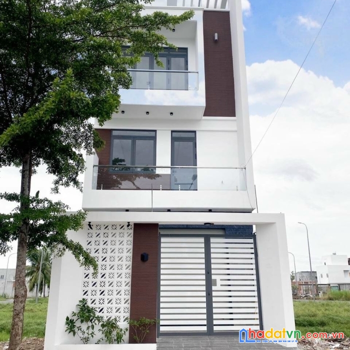 Cần bán căn nhà phố trong khu đô thị five star – chợ bình chánh - bán trả góp - sổ hồng riêng -