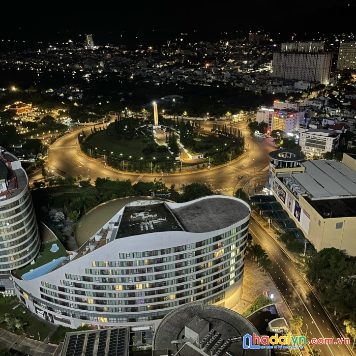 Chính chủ cần bán nhà tầng 32. căn 1pn+ the sóng, view pullman, full nội thất.