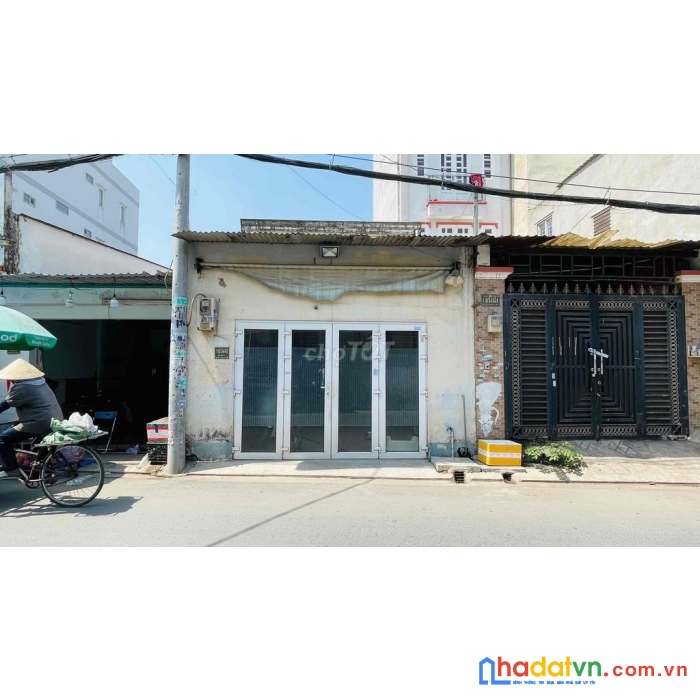 Chính chủ cần bán nhà cấp 4 mặt tiền 12m tại đường liên khu 5-6 bình hưng hoà b
