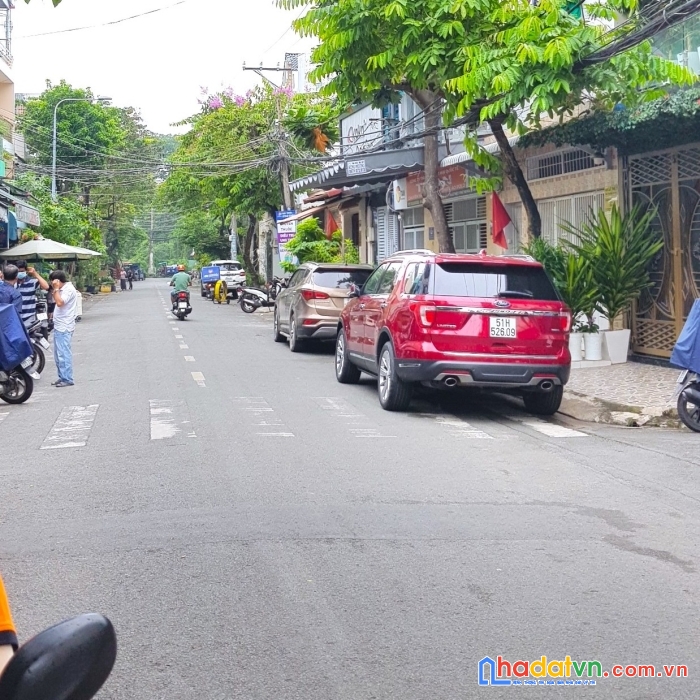 Sắm nhà mùa word cup, chỉ 3.5tỷ có ngay nhà trung t m t n phú- nhà mới vào ở ngay.