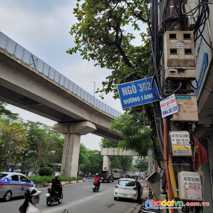 Bán nhà ngõ 302 đường láng, đống, ngõ rộng, dt 30m, 4 tầng,giá 3.6 tỷ