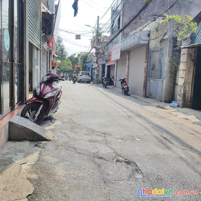 Vỡ nợ - cực đẹp hoàng hoa thám - ba đình - 5 tầng - 40m2
