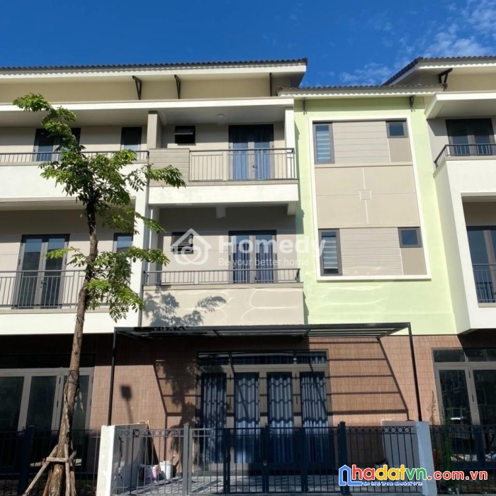 Bán nhà 3 tầng tại từ sơn, nhà hoàn thiện đầy đủ ở được ngay, cách ninh hiệp 2km, centa city