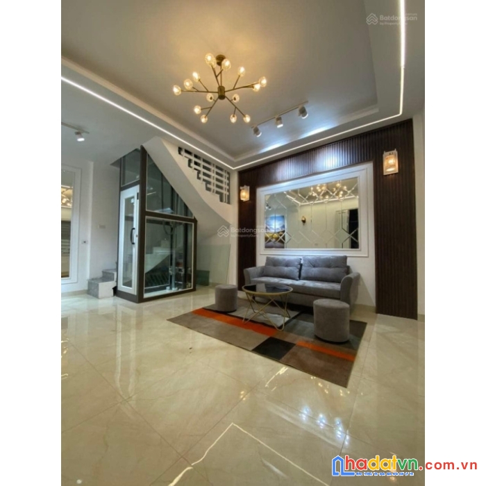 Bán nhà văn cao, ba đình, 2 mặt thoáng, cách oto 10m, thang máy, 60m2; 8,15tỷ
