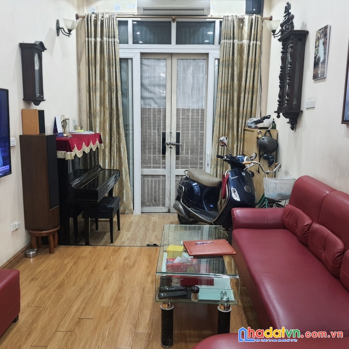 Bán nhà quan nhân, nhân chính thanh xuân 38m 5 tầng nhà đẹp ở ngay ô ô đỗ cửa lh 0975124520
