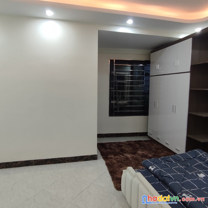 Bán nhà mới ngọc thụy, long biên, 33m2*5t*3.65 tỷ, 8m ô tô, an sinh đỉnh - 0911973662
