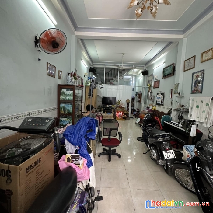 Bán nhà bình tân 73m2, 3 pn, hẻm xe hơi thông giá chỉ 5.5 tỷ tl