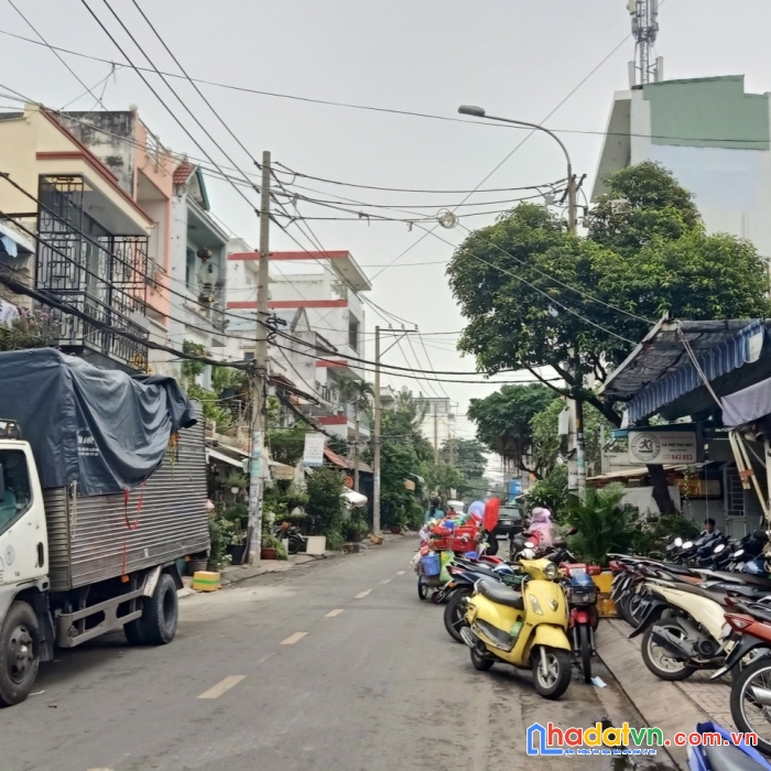 Mặt tiền kinh doanh lê lư, phú thọ hoà, tp ngang gần 5m 2t sổ nở hậu giảm giá gần 1 tỷ