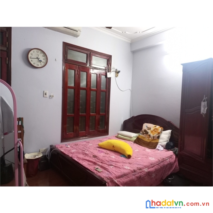 Bán nhà phố nguyễn văn cừ 47m x3t, ô tô đỗ cửa, 3 thoáng,kinh doanh giá 3.4 tỷ
