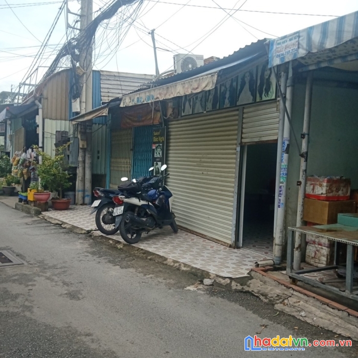 Giảm chào còn 2 tỷ. nhà mặt tiền kinh  thủ đức. dtcn 66m2, dân cư đông đúc.