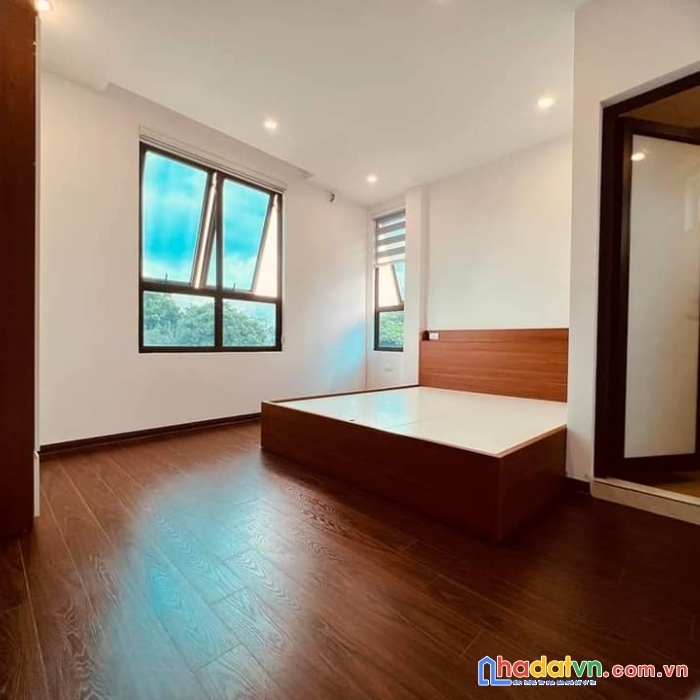 Nhà bán dt 65m2 -  lê văn sỹ - hxh 1/ - chỉ 7 tỷ - ở & kd