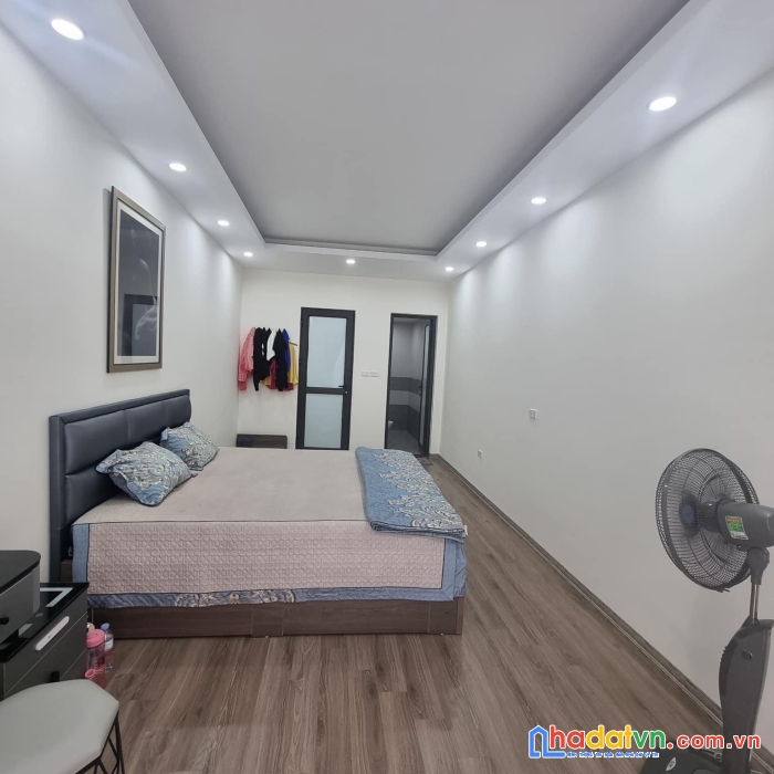 Bán nhà mỹ đình hàm nghi đẹp long lanh 1 nhà ra mặt phố 48m2x5t 5,6 tỷ