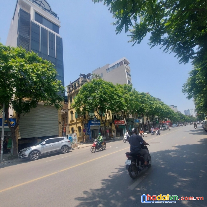 Bán  nhà đẹp, lô góc, thoáng vĩnh viễn, nhỉnh 2 tỷ, tân mai, hoàng mai.