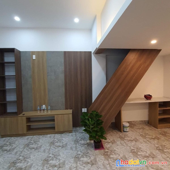 Siêu phẩm! nhà đẹp 2t núi thành – hải châu 80m2 giá chỉ 1tỷ9 0935808739