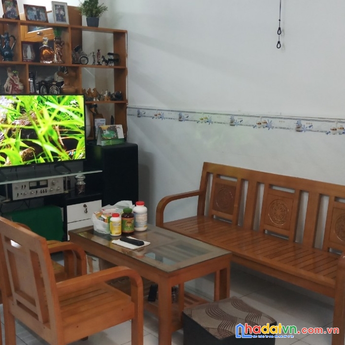 Mặt tiền đường 7m gần chợ tân bình,80m2,ngang đẹp 4.4m,không quy hoạch,chỉ hơn 10 tỷ.