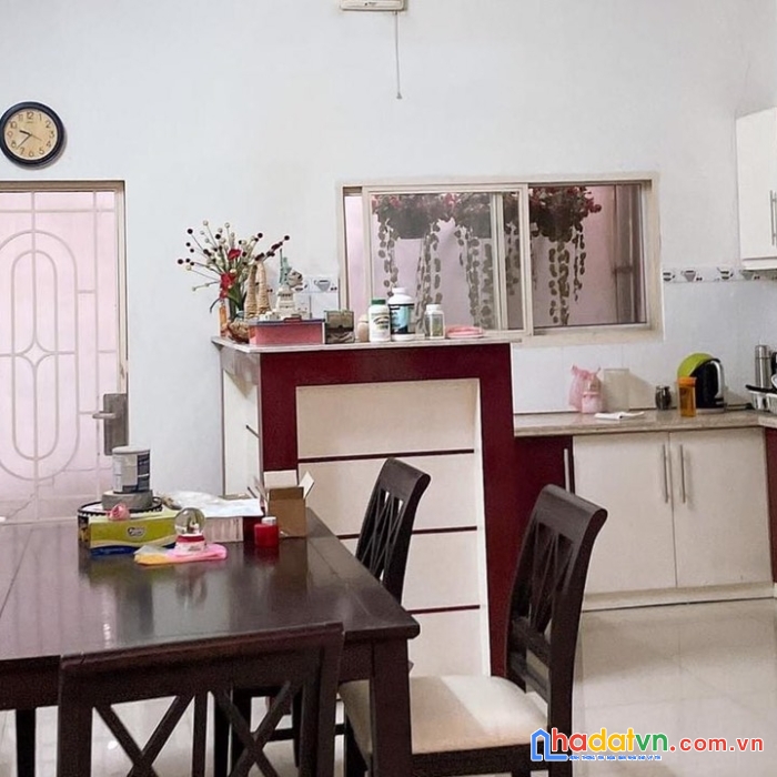 Bán gấp nhà vườn lài , tân phú 70m2,2 tầng chỉ 3ty3