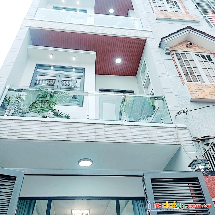 Nhà đẹp 4 tầng quận tân bình,248m2,hẻm ôtô 5m vàonhà,tặng full nội thất,ngang 4m,nhỉnh8 tỷ.