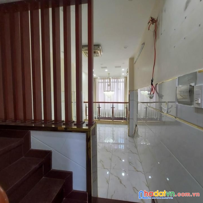 Q10, nhà 5 lầu, trường sơn, 26m2, 6pn, 5wc, 5 tỷ