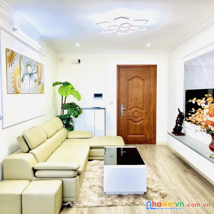 Chính chủ bán căn thanh bình, view hoàng hoa thám, tầng 15 giá rẻ bằng căn view nội khu.