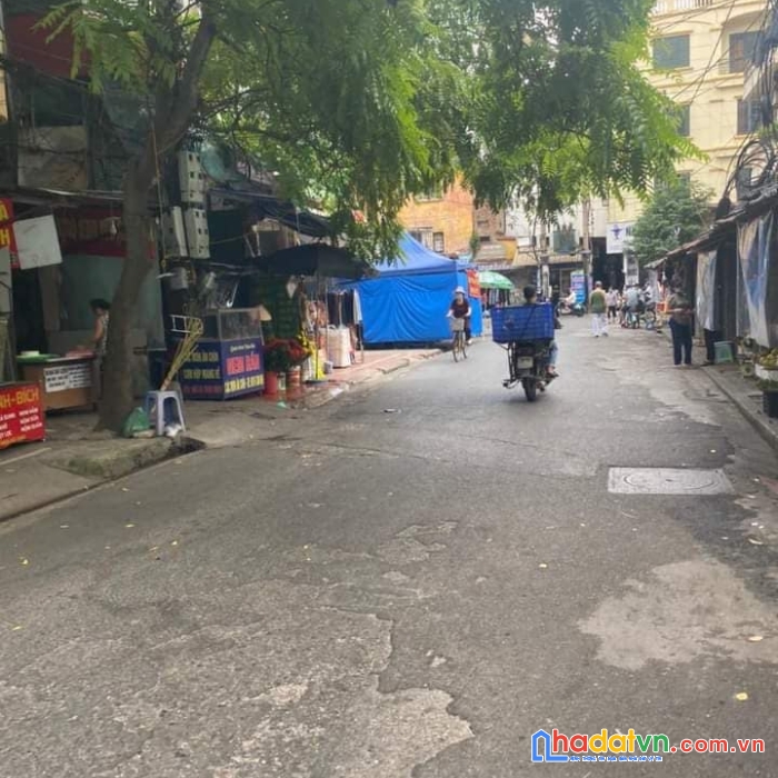 Bán nhà hồ đắc di 55m2 - ô tô tránh - mặt chợ - kinh doanh vô địch - vỉa hè 3m - đường to hơn mặt