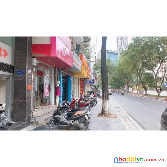 Bán nhà trần quý kiên 100m2 - kinh doanh sầm uất – phân lô bàn cờ - đường thông mọi ngả - ô chờ