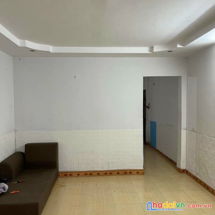 (tân bình) vị trí đẹp, 3.7 x 13m, cách mạng tháng tám, chỉ 5.1 tỷ