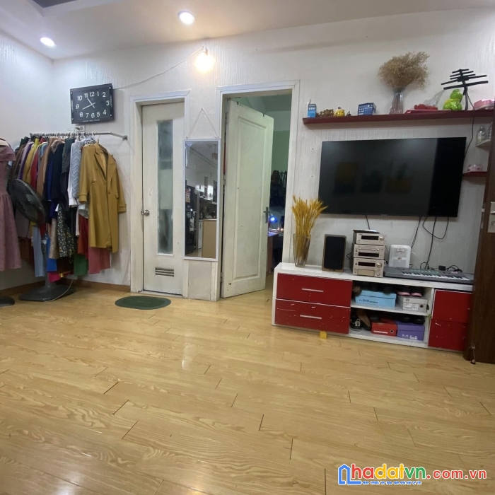 Bán nhà nguyễn chí thanh 62m 5 tầng oto gần chỉ 5 tỷ