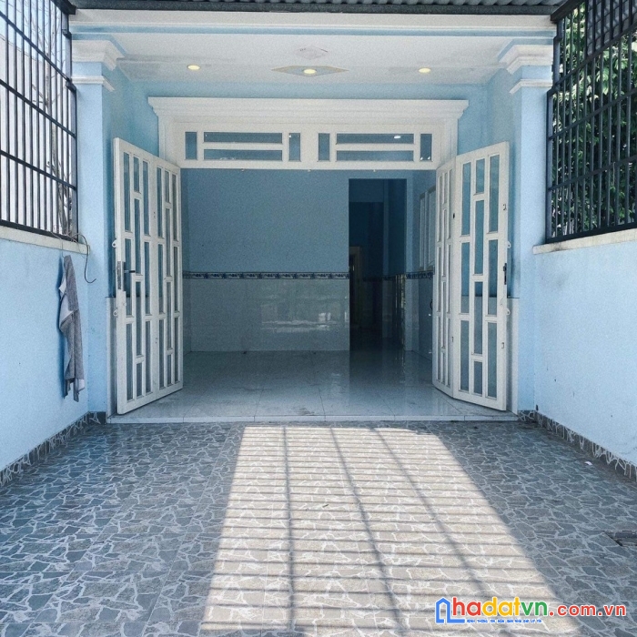 Bán nhà hẻm xe hơi đường nguyễn thị sáu, hóc môn, 84m2 2 phòng ngủ sân để ô tô, chỉ 3 tỷ