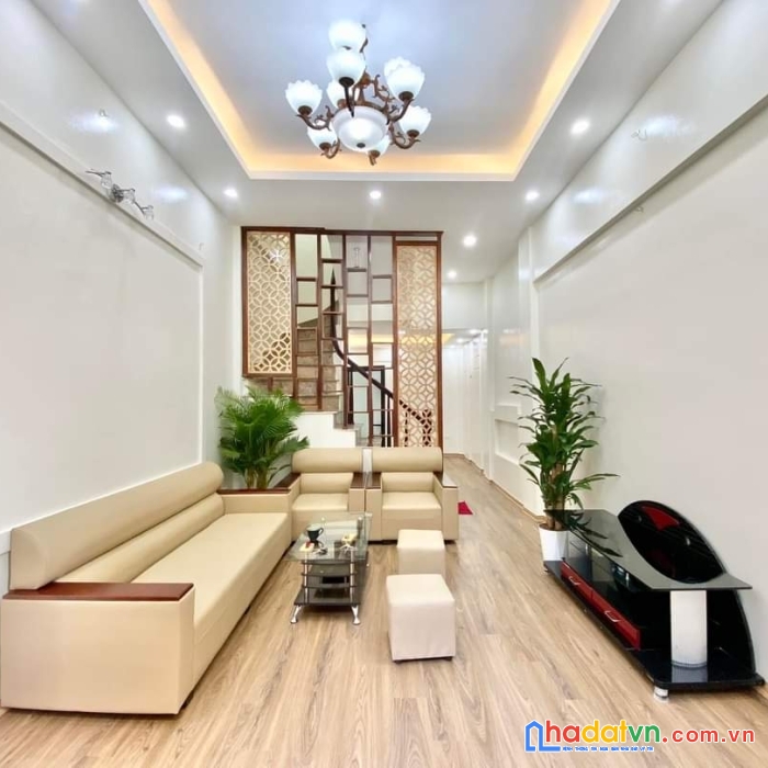 Bán nhà phố tây trà, lĩnh nam, hoàng mai, hà nội, 5 tầng 4,3 tỷ ô tô 7 chỗ đỗ cửa