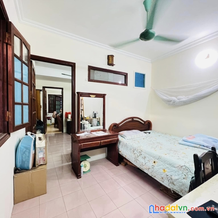 Bán chung cư tập thể đại học sư phạm đường trần quốc hoàn, cầu giấy, hà nội 65m2 1.85 tỷ