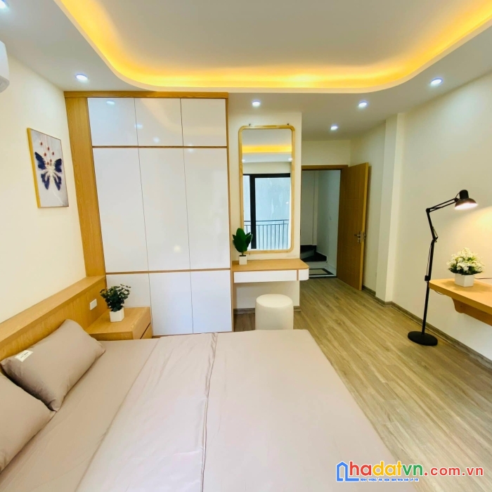 Nhà đẹp bất chấp đầu tư tại phố trạm, 70m, 5 tầng, giá nhỉnh 6 tỷ