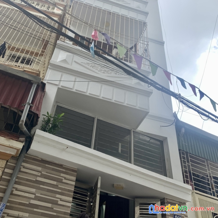 Nhà chính chủ thiết kế tâm huyết, nội thất gỗ lim nam phi, cổ điển a, 42m2, 4.05 tỷ