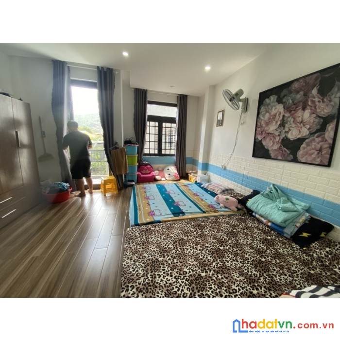 Hiếm, hàng 7m ngang ngay trung tâm tp. đà nẵng chỉ nhỉnh 2 tỷ, hàng bán gấp, lh ngay 0394222218