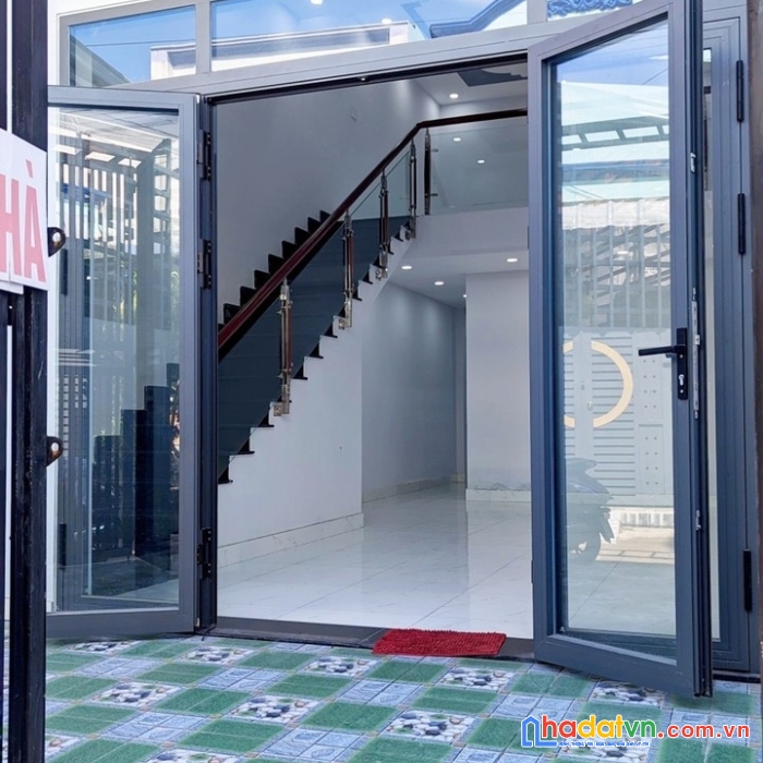 Phước long b quận 9. nhà đẹp giá ngộp 77m2  hxh 2 tầng chỉ 3.5 tỷ.