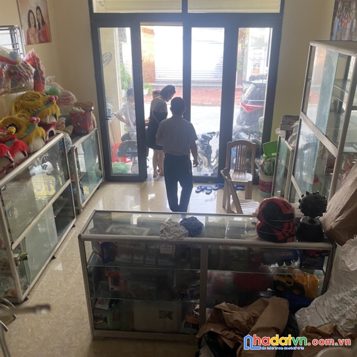 Bán nhà mặt đường trung hành lô góc 4 tầng kinh doanh cực tốt giá đầu tư