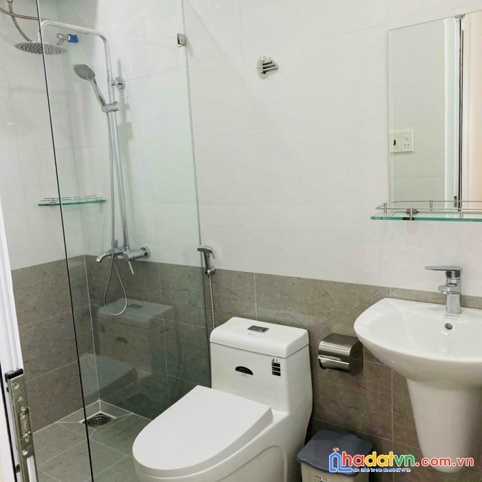 Căn nhà đẹp mặt tiền đường thi sách phường 6, tp. đà lat, giá 11,7 tỷ