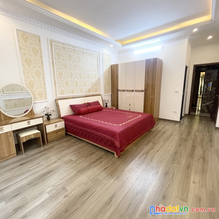 Bán nhà quận ba đình, phố đào tấn 45m 5t 5.8 tỷ mới đẹp, kinh doanh 0912288365.