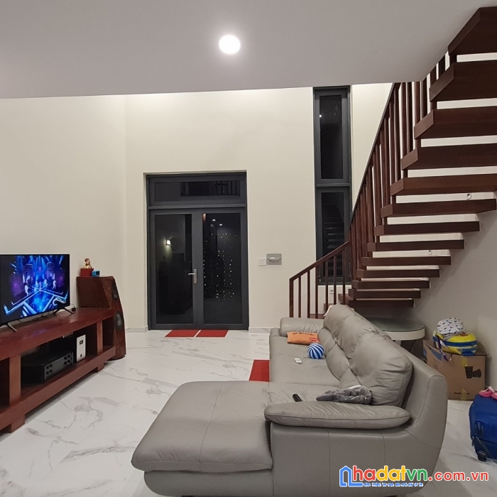 Cần bán nhà đường ấp 4, tân bửu, bến lức, long an