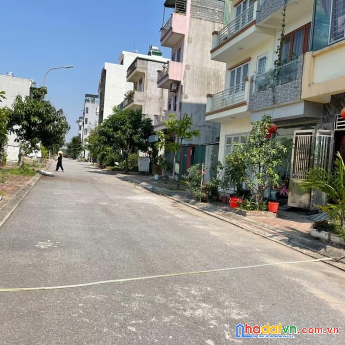 Đất nguyễn thời trung mảnh vừa siêu hiếm, vuông đẹo không lỗi, nhỉnh 6 tỷ