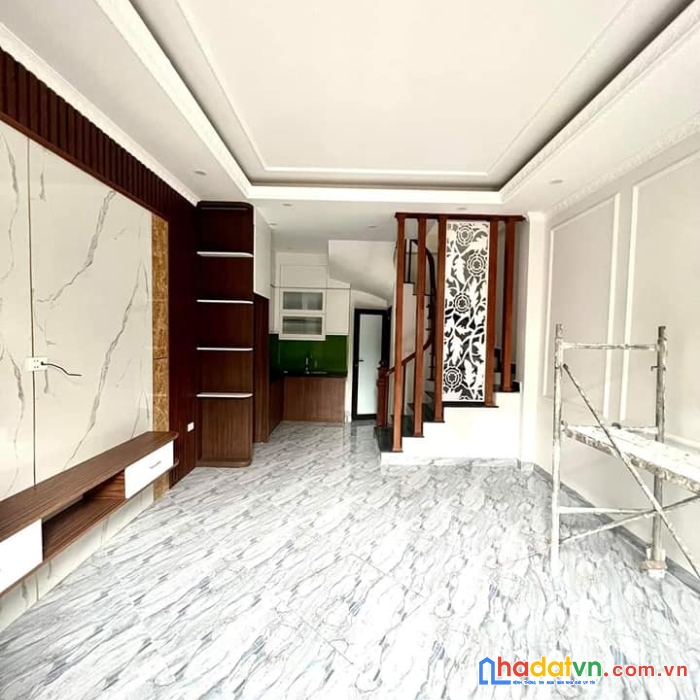 Bán gấp - nguyễn khang - 4.7 tỷ - 38m2 - 5 tầng - 10m oto tránh 

