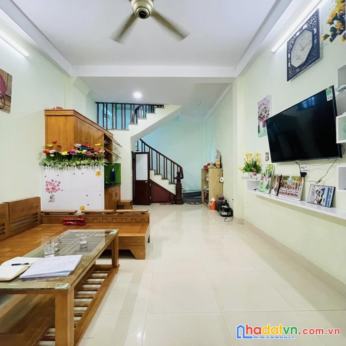 Bán nhà mỹ đình nguyễn hoàng dân xây lô góc sát phố 38m2x5t 4,2 tỷ