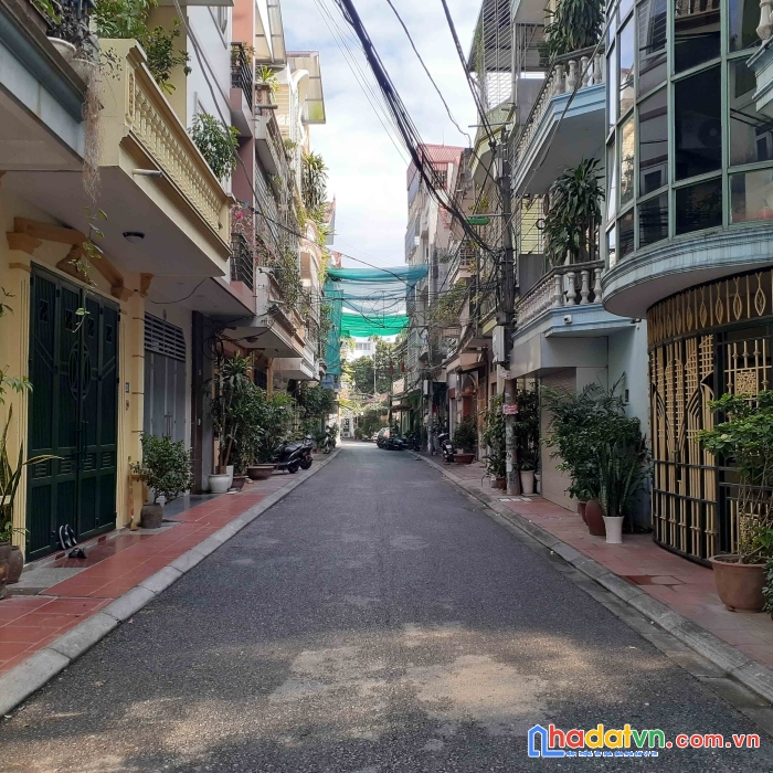 Bán nhà phố vũ xuân thiều, ngõ ô tô tránh, gara ô tô, 52m2, giá 3.98 tỷ