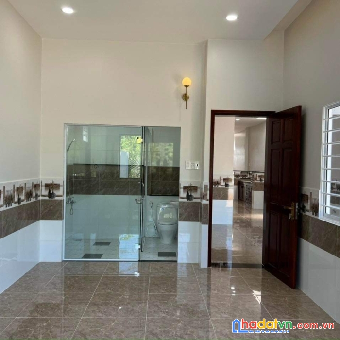 Chính chủ cần bán nhà mặt tiền đẹp tại châu thành, bến tre.
