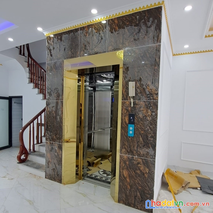 50m2, 6 tầng - thang máy - nhà mới đẹp - full nội thất - kinh doanh - văn phòng - spa