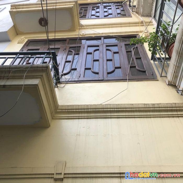 Nhà đường hoàng mai, hoàng mai dt 38m2 x 5 tầng giá chỉ 3,16 tỷ