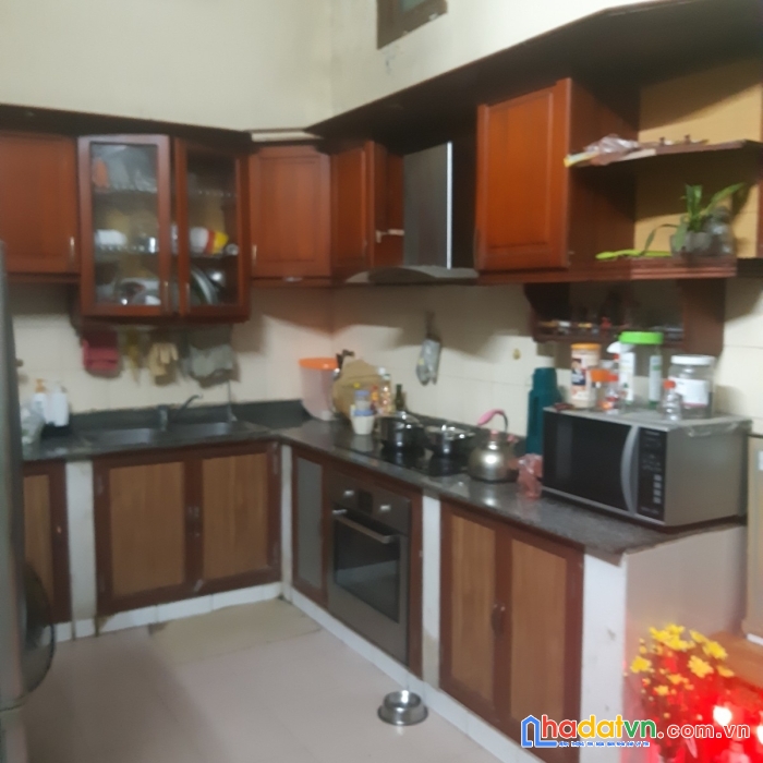 Bán nhà tăng bạt hổ, hai bà trưng 55m, 4pn, ngõ nông, rộng, 9.5 tỷ. lh: 0366051369