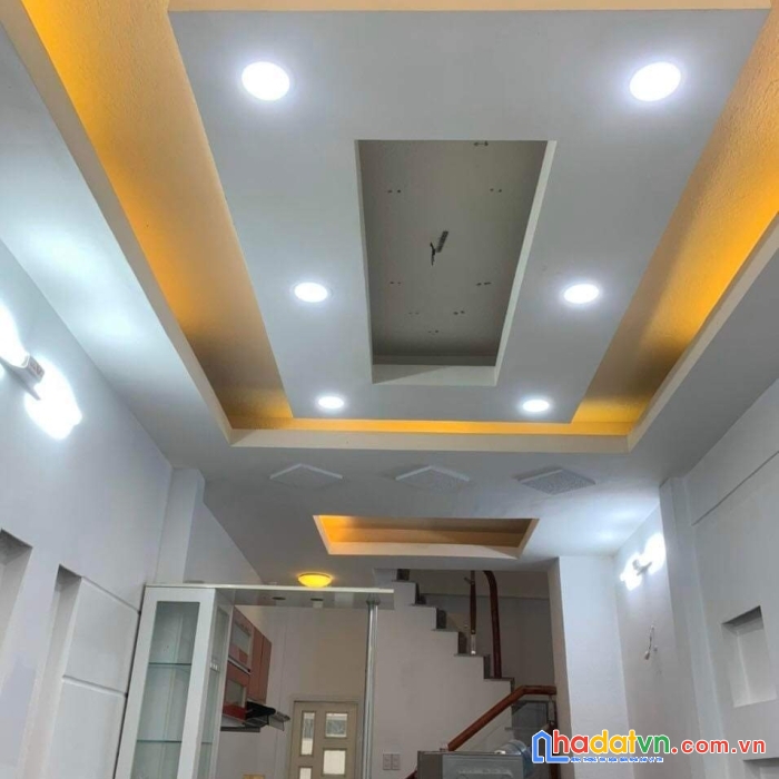 Nhà chính chủ - bán nhà hẻm võ văn kiệt, phường cầu kho, quận 1 - tặng luôn nội thất bên trong