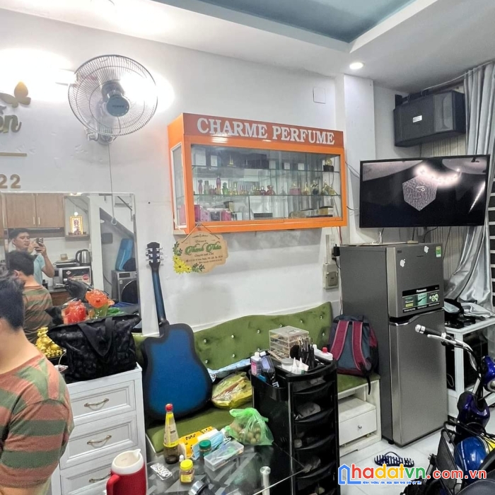 Hxt đổ cửa, sát tỉnh lộ 10, gần chợ bà hom, 6phút qua tên lửa, aeon mall, sổ vuông vức, nhà mới