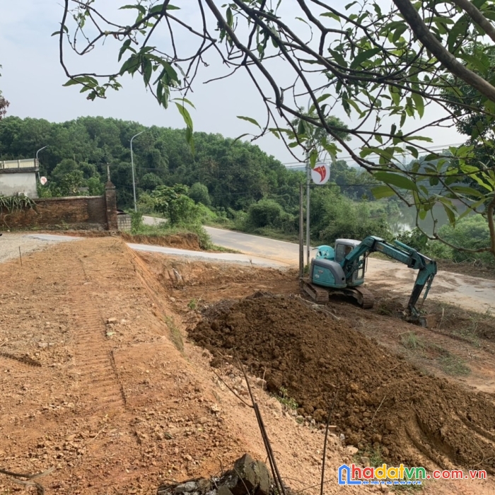 Bán lô đất 1672m2 có 400m đất ở, mặt tiền bám đường liên xã, view cánh đồng tại lương sơn - hòa